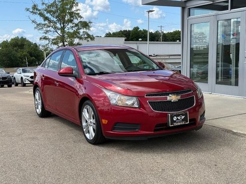 Used 2011 Chevrolet Cruze LTZ FWD image 1