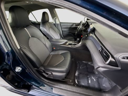 Used 2021 Toyota Camry SE FWD image 28