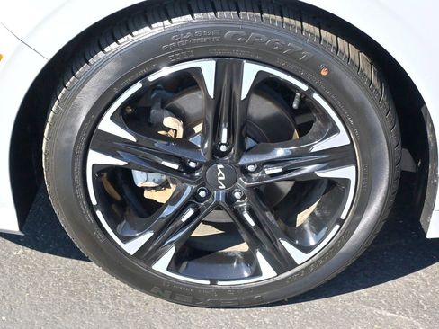 Used 2024 Kia K5 GT-Line image 33