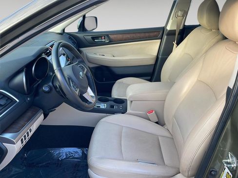Used 2015 Subaru Outback 2.5i Limited image 19