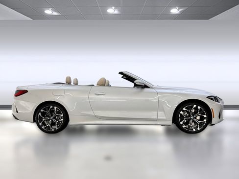 New 2026 BMW 430i Convertible w/ Convenience Package image 7
