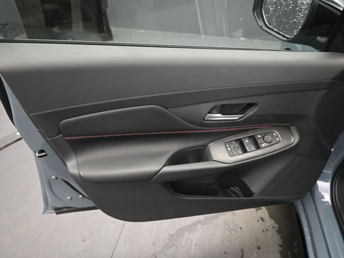 New 2026 Nissan Sentra SR w/ Floor Mat Package image 11