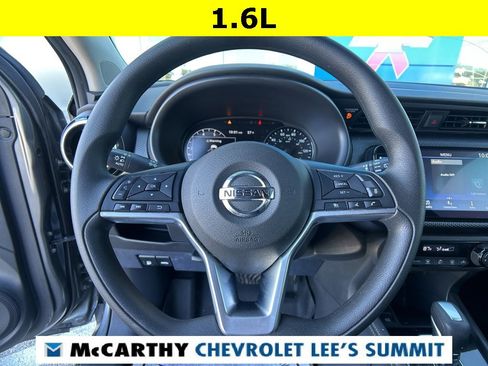 Used 2021 Nissan Kicks SV image 24