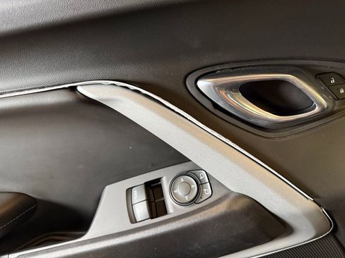 Used 2019 Chevrolet Camaro LT w/ RS Package image 18