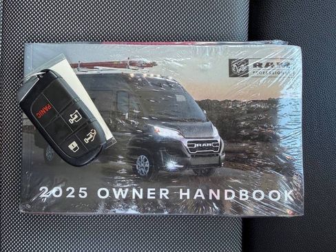 Used 2025 RAM ProMaster 3500 w/ Convenience Group FWD image 20