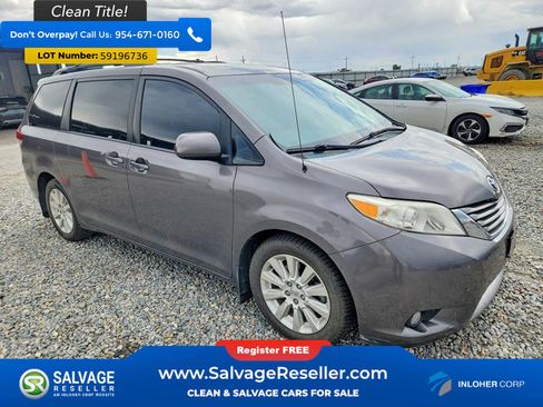 Used 2013 Toyota Sienna XLE AWD/4WD image 5