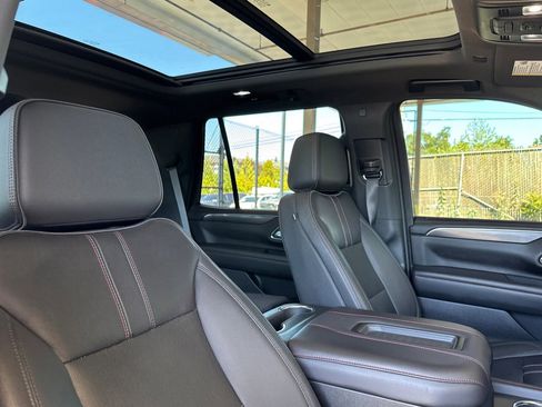 Used 2022 Chevrolet Tahoe RST w/ Sport Performance Package AWD/4WD image 15