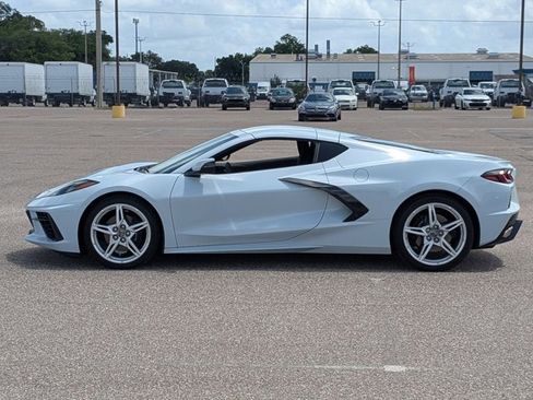Used 2021 Chevrolet Corvette Stingray Coupe w/ 1LT image 8