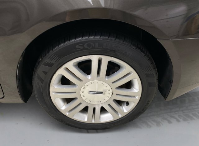 Used 2006 Lincoln Zephyr FWD image 16