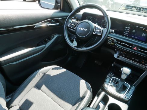 Certified 2024 Kia Seltos S AWD/4WD image 9