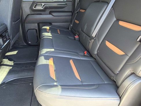 Used 2024 GMC Sierra 2500 AT4 w/ AT4 Premium Plus Package image 28