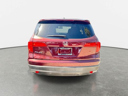 Used 2018 Honda Pilot EX image 7