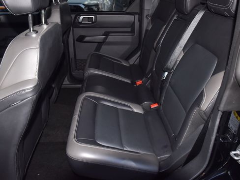 Certified 2025 Ford Bronco Outer Banks image 14