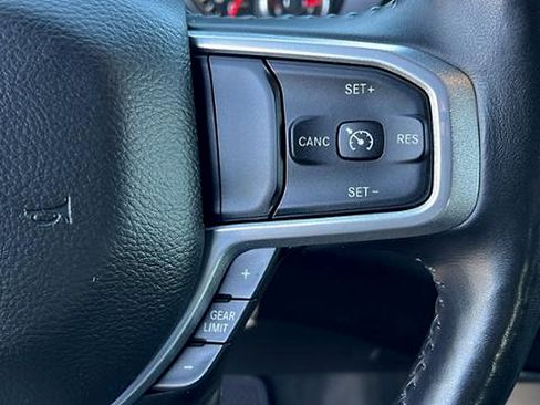 Used 2020 RAM 1500 Laramie image 28