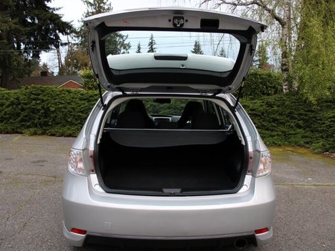 Used 2009 Subaru Impreza WRX Premium image 17