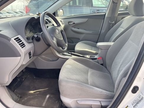Used 2009 Toyota Corolla LE image 11