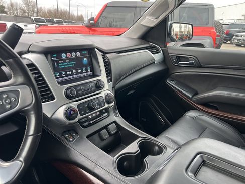 Used 2020 GMC Yukon XL SLT image 18