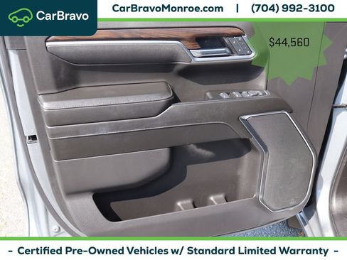 Certified 2025 GMC Sierra 1500 SLT AWD/4WD image 17