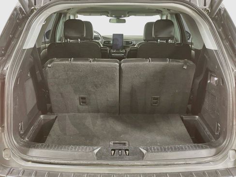 Used 2022 Ford Explorer Limited w/ Limited Technology Package AWD/4WD image 26