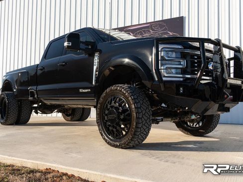 Used 2023 Ford F450 Lariat w/ FX4 Off-Road Package image 14