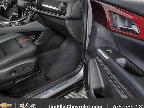 Certified 2024 Chevrolet Traverse RS FWD image 25