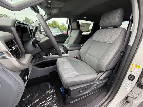 New 2026 Ford F250 XLT w/ XLT Premium Package AWD/4WD image 19