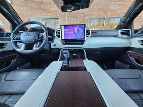 Used 2024 Toyota Sequoia Capstone image 42