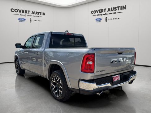Used 2025 RAM 1500 Laramie AWD/4WD image 4