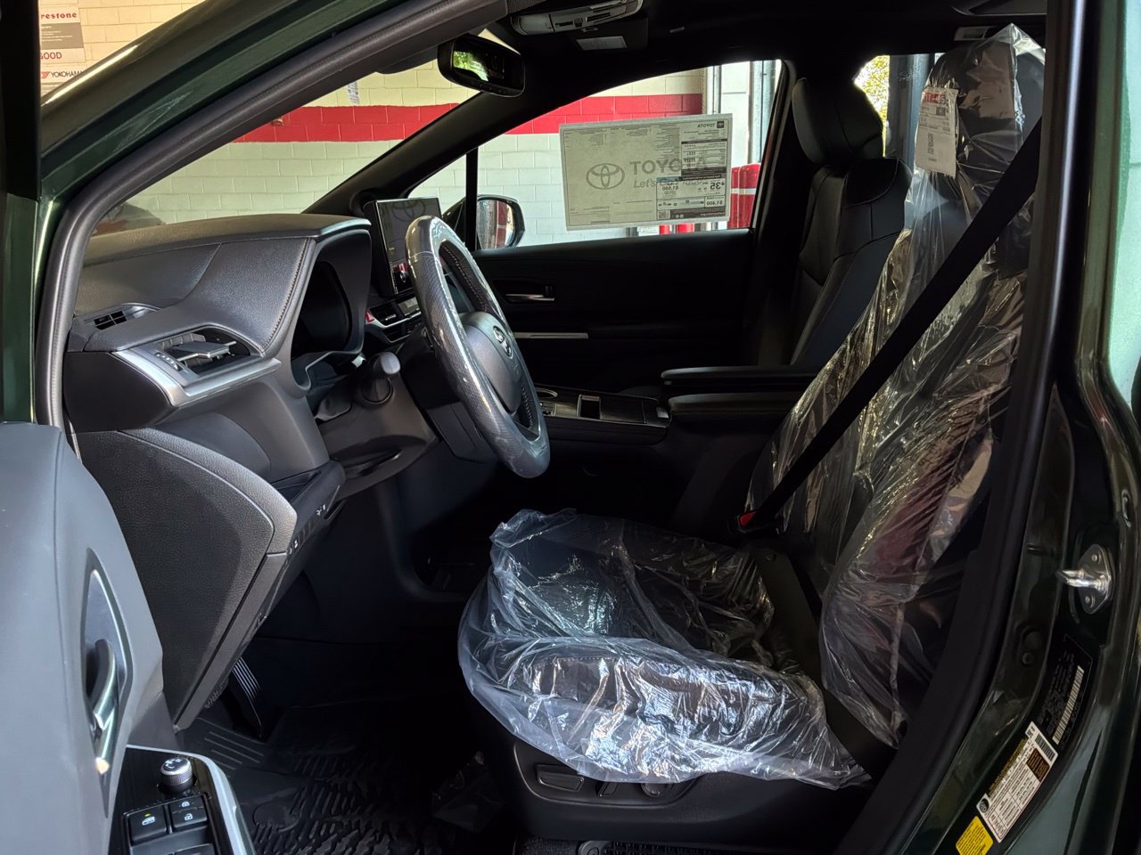 New 2026 Toyota Sienna XLE Woodland Edition AWD/4WD image 11