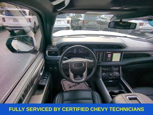 Used 2023 GMC Yukon XL Denali AWD/4WD image 40