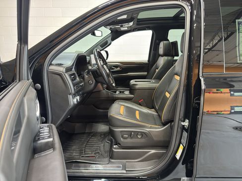 Used 2021 GMC Yukon AT4 w/ Rear Media and Nav Package AWD/4WD image 18