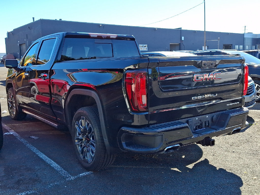 Certified 2024 GMC Sierra 1500 Denali w/ Denali Reserve Package AWD/4WD image 4