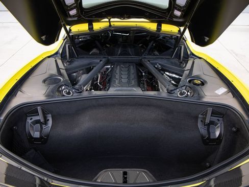 Used 2022 Chevrolet Corvette Stingray Premium Cpe w/ 3LT RWD image 36