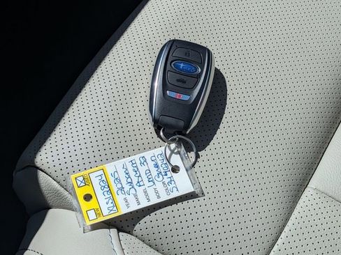 Certified 2025 Subaru Ascent Limited AWD/4WD image 17