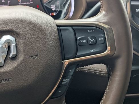 Used 2024 RAM 2500 Limited w/ Towing Technology Group image 22