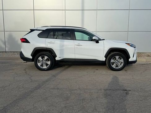 Certified 2025 Toyota RAV4 XLE image 34