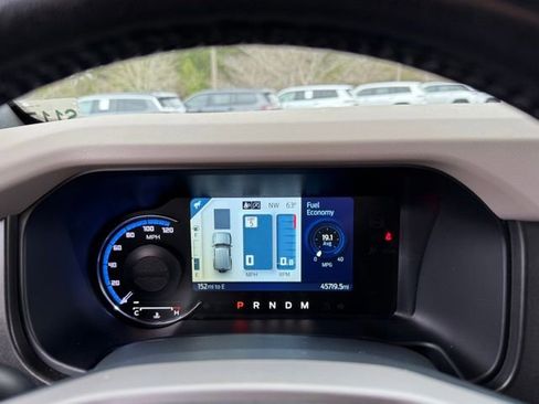 Used 2023 Ford Bronco Wildtrak image 18