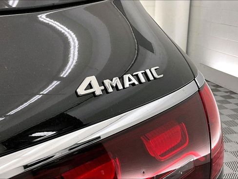 New 2026 Mercedes-Benz GLS 580 4MATIC image 12