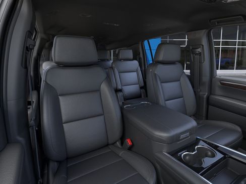 New 2026 Chevrolet Suburban LT image 23
