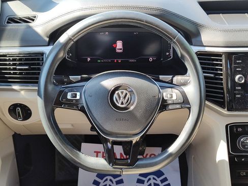 Used 2019 Volkswagen Atlas SEL image 19