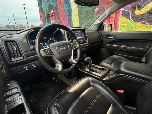 Used 2018 GMC Canyon Denali image 16