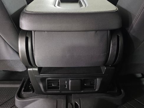 Used 2023 Chevrolet Silverado 1500 LT w/ Protection Package RWD image 16