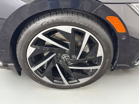Used 2023 Volkswagen Arteon SEL Premium w/ Arteon MDO Package AWD/4WD image 35