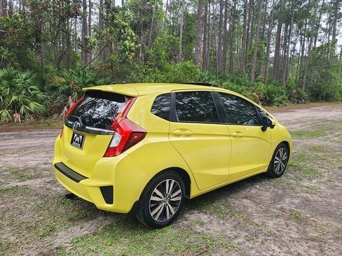 Used 2015 Honda Fit EX image 4