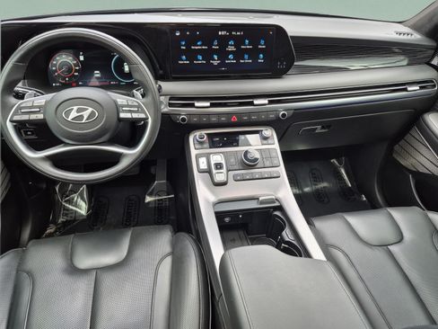 Certified 2024 Hyundai Palisade Calligraphy FWD image 11