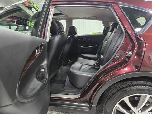 Used 2017 INFINITI QX50 AWD w/ Deluxe Touring Package image 9