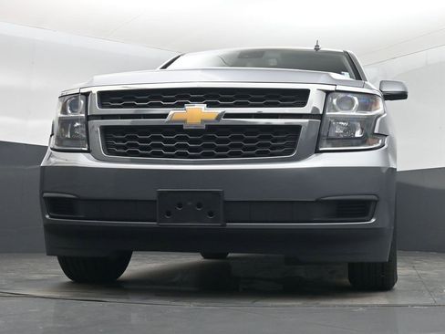 Used 2020 Chevrolet Suburban LT image 54