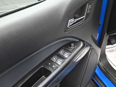 Used 2022 Chevrolet Colorado Z71 AWD/4WD image 15