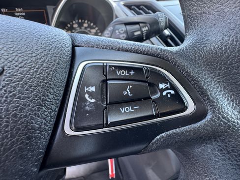Used 2019 Ford Escape S FWD image 31