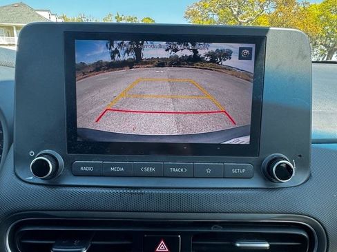 Used 2022 Hyundai Kona SEL w/ Convenience Package image 29